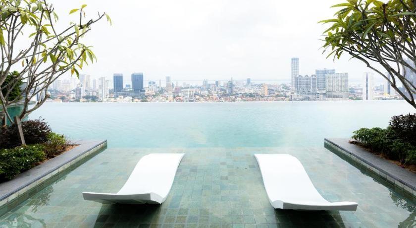 Beacon Executive Suite At Georgetown For 10Pax And 2 Bed Room エクステリア 写真