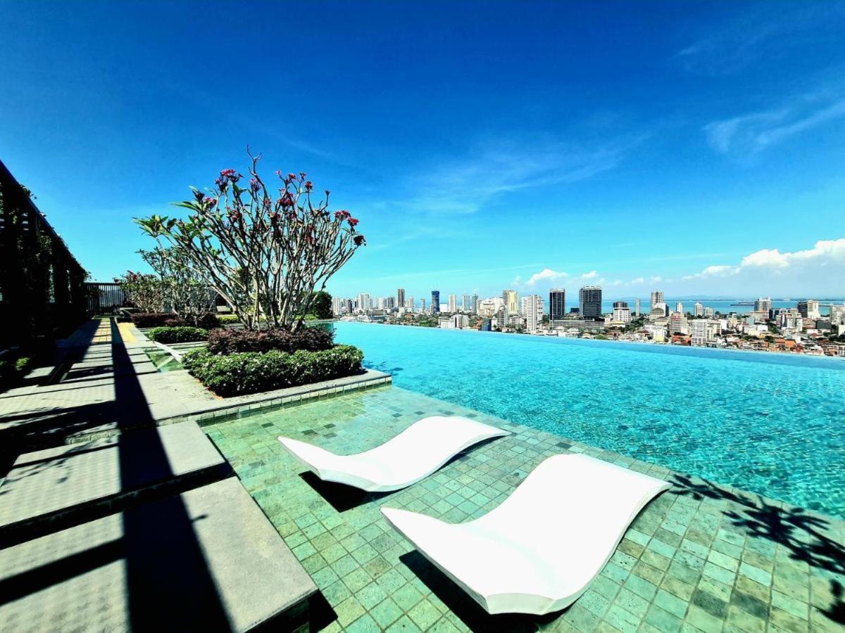 Beacon Executive Suite At Georgetown For 10Pax And 2 Bed Room エクステリア 写真